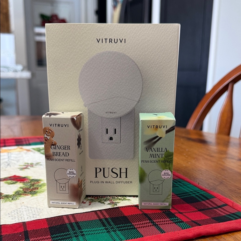 NWT Vitruvi Push Plug-In Wall Diffuser with Gingerbread and Vanilla Mint Scents